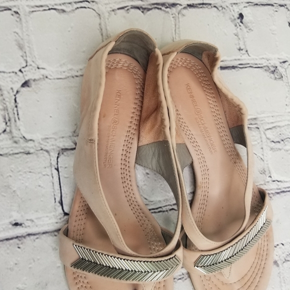 Kennel & Schmenger blush pink silver beaded open toe thong flats - Picture 14 of 14